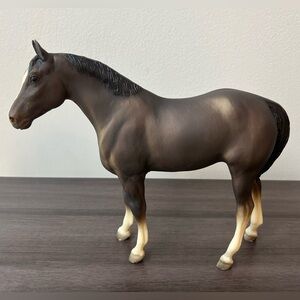 Vintage Breyer Quarter Horse Yearling #101 Matte Dark Liver Chestnut 1970-1980